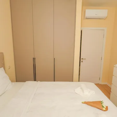 Апартаменты Seaview & Pool